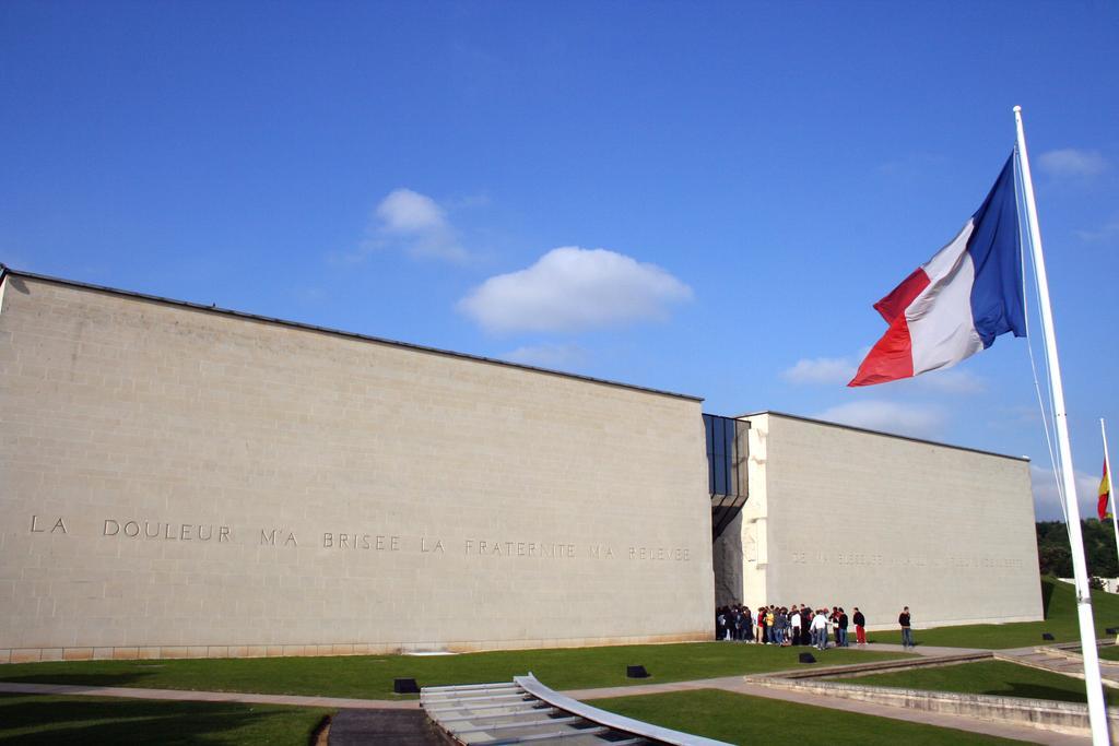 Sphinx Résidences - Tempologis Mémorial Caen Esterno foto